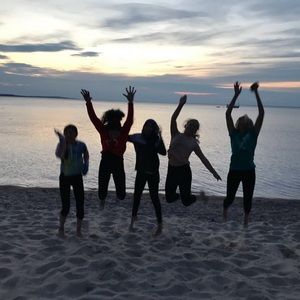 Meet your Posher, Hiba